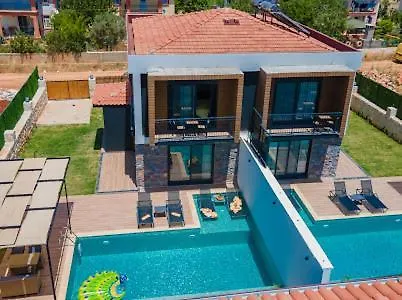 Villa Mayura *
